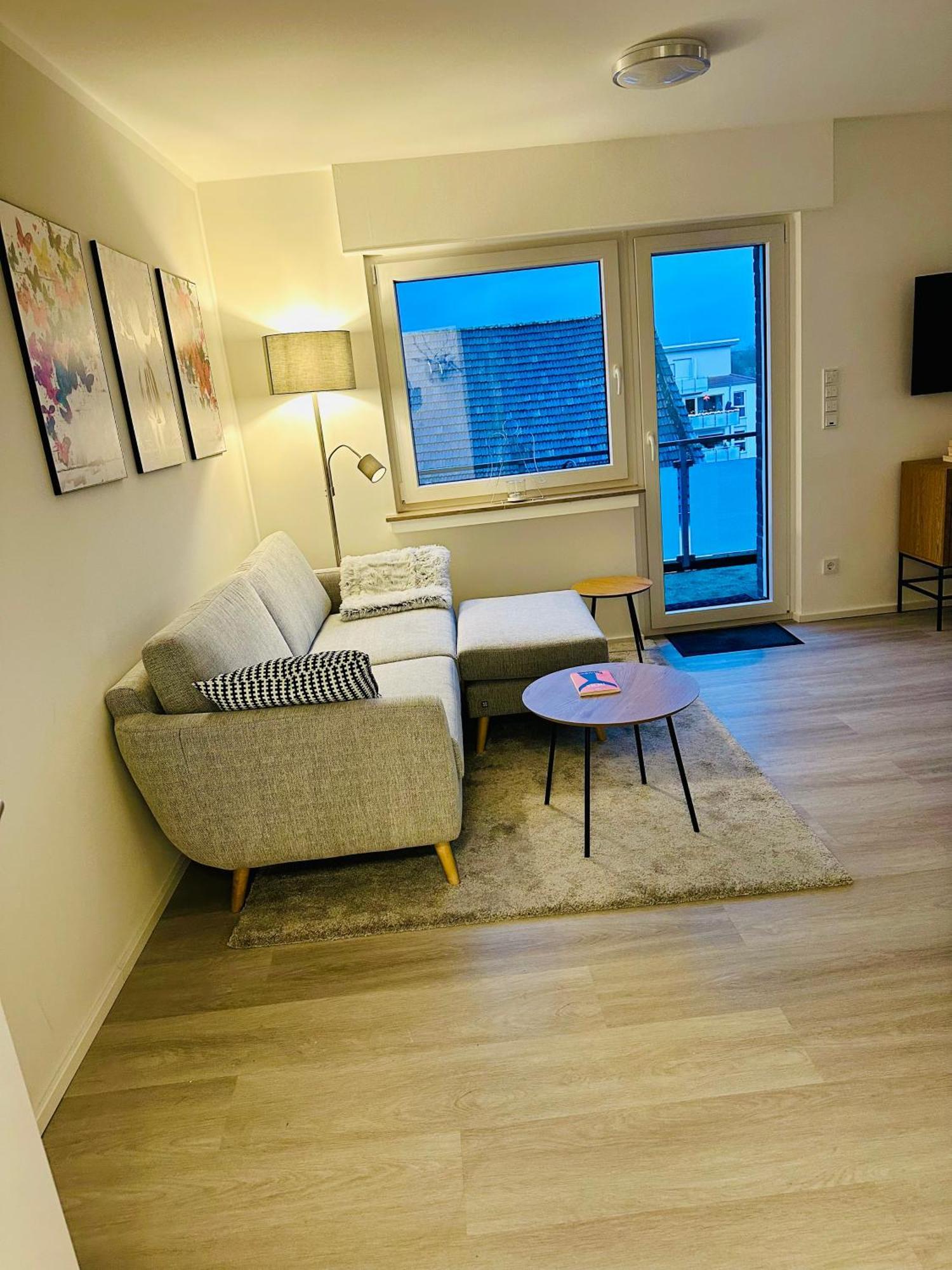 Rheinnest , Neue Und Gemuetliche Wohnung Dormagen Extérieur photo
